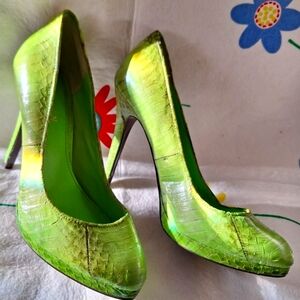 Lauren Ralph Lauren | Kailee Snakeskin Embossed Platform Pumps - Lime Green